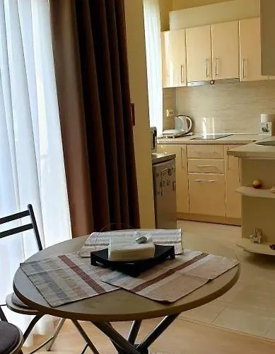 Apartmán студио в комплекс нестинарка Carevo