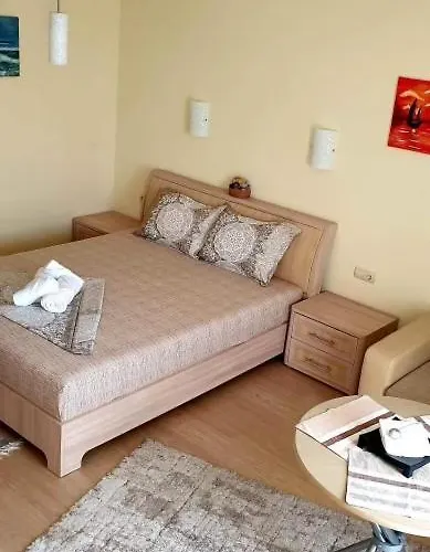 студио в комплекс нестинарка * Carevo