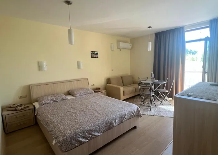 студио в комплекс нестинарка *